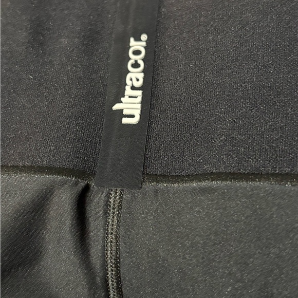 Ultracor Premium performance leggings. Digitally printed “sequined lace” design - Picture 4 of 16